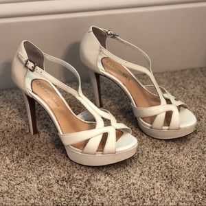 White patent leather heels size 6.5